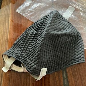 Black ladies swim cap in black